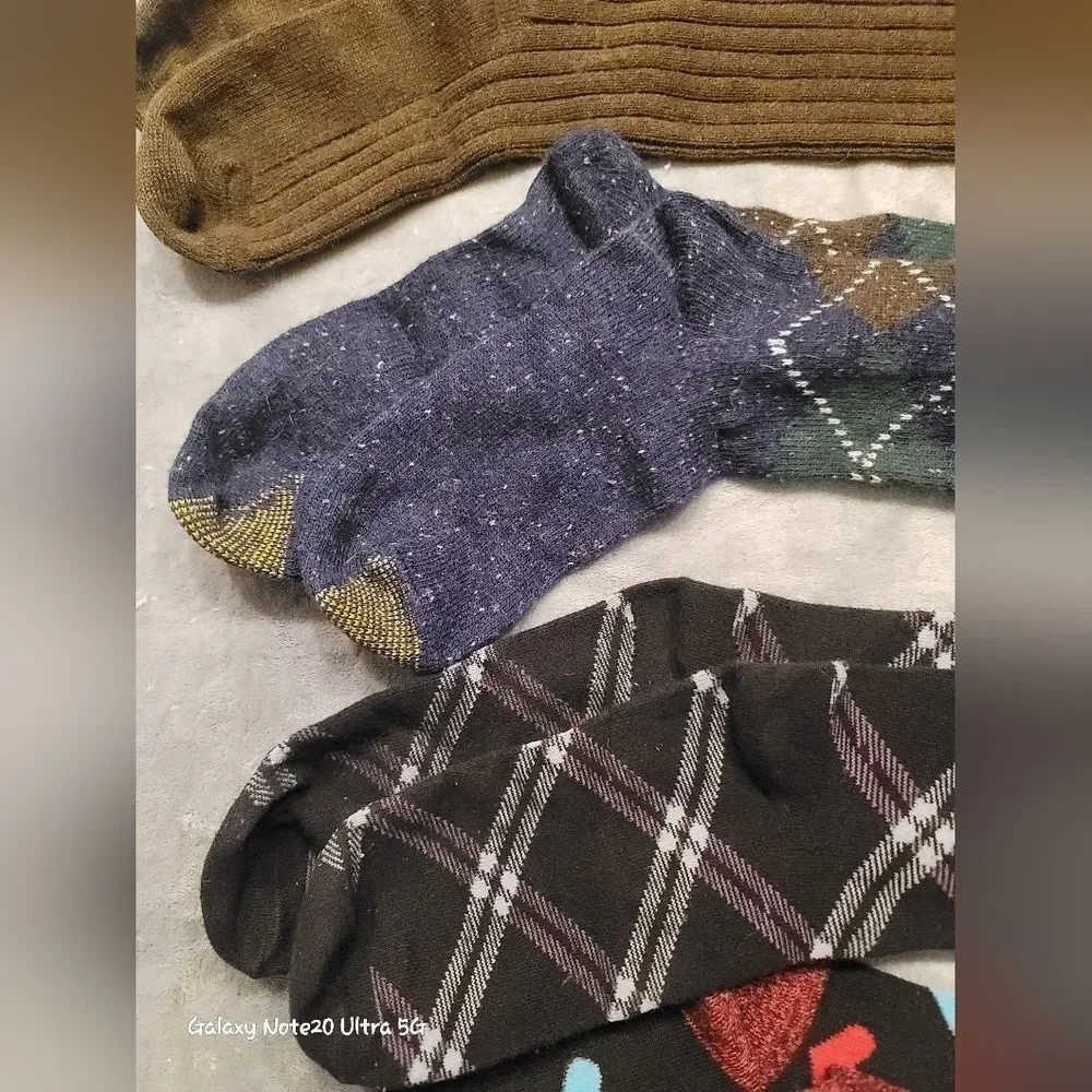 0467. EUC ~ 5 ~ Pair of Knee Socks ~ Fibromyalgia keeps me from wearing them 😪